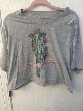 Grayson Social Joshua Tree Gray Graphic Crop Top